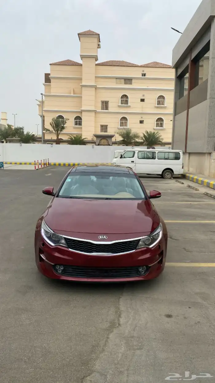 كيا اوبتيما. 2017 للبيع 3