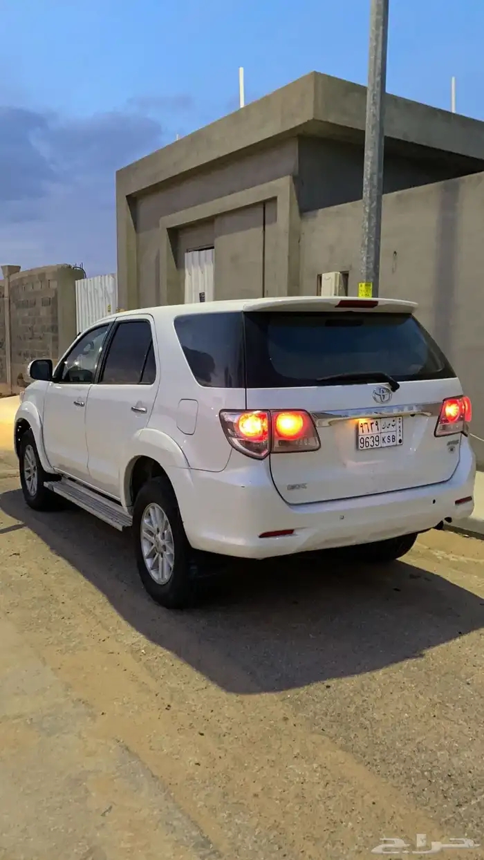 فورتشينر 2012مخبط 2