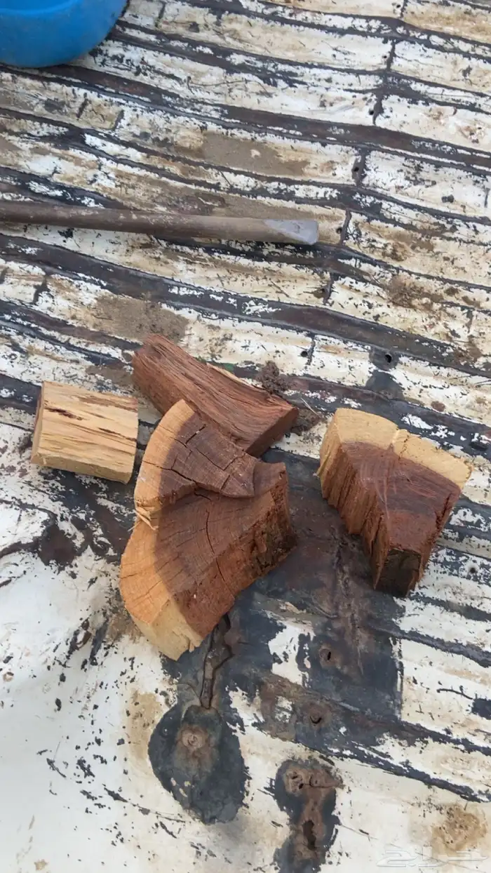 صندوق هيلكس ي شب زين و مشروط من الما الكيس. فيه 80كيلو 2