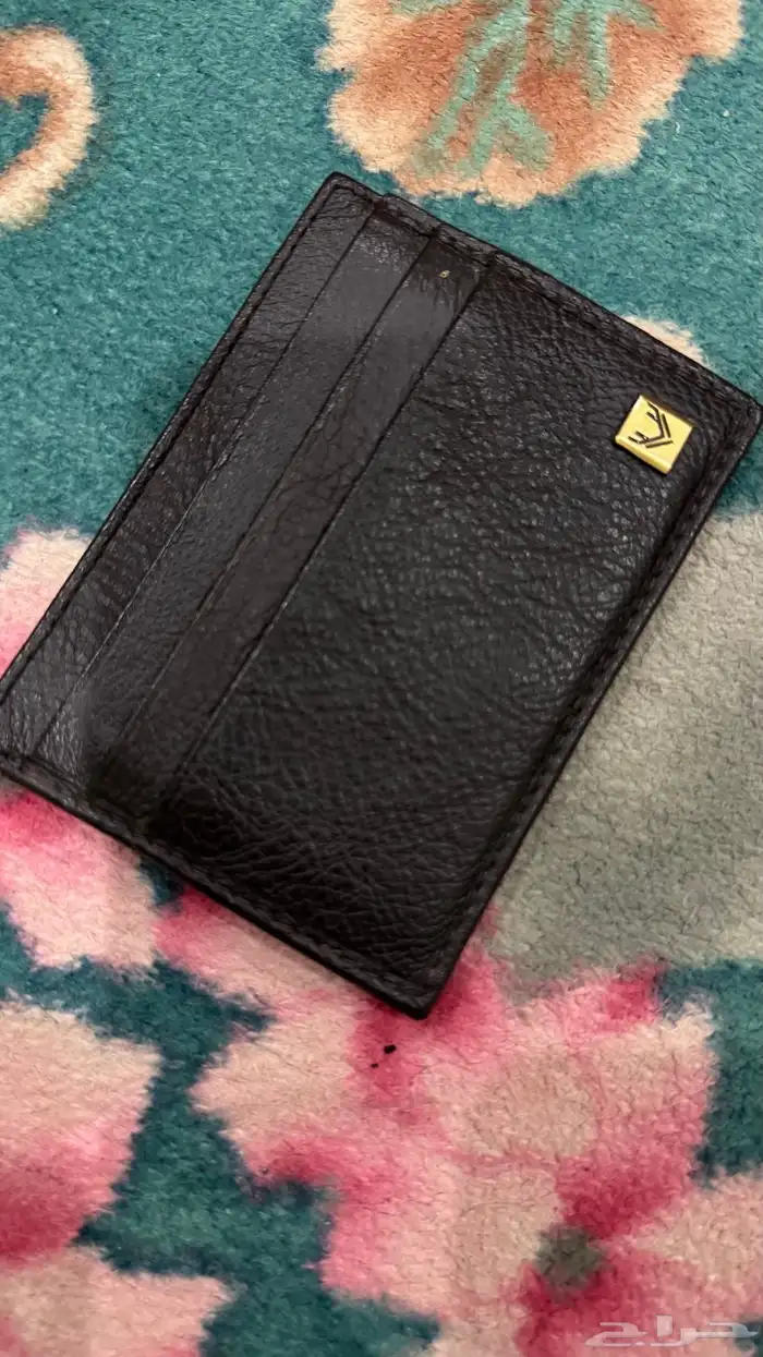 للبيع محفظة جديده 2