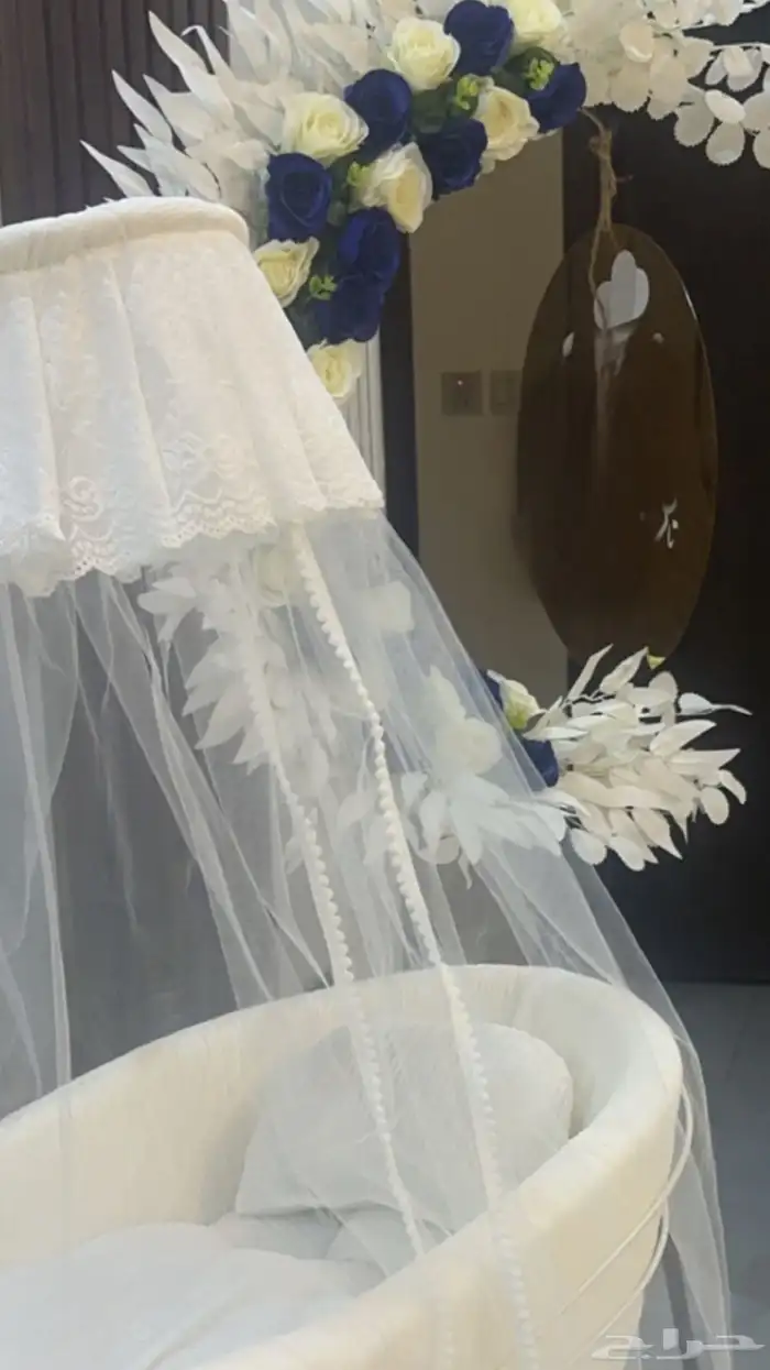 سرير بيبي مع استاند استقبال 300 0