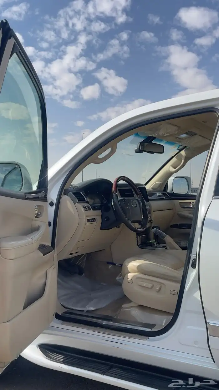 جيب لكزس 2013 9