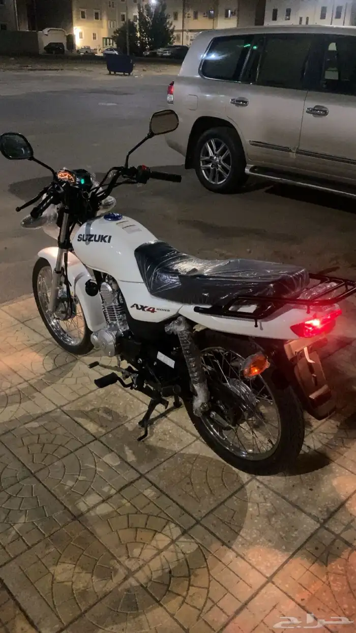 دراجة نارية سوزوكي AX4 2025 0