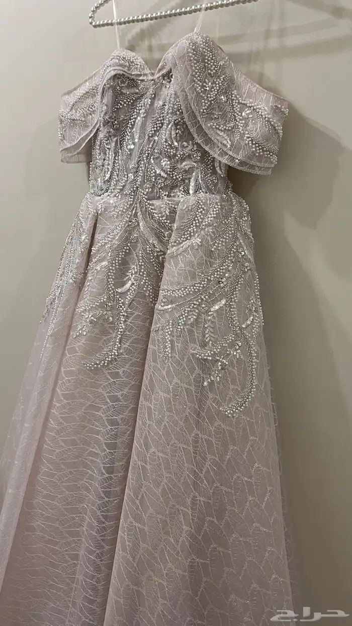 فستان يلبس مقاس s   xs 6