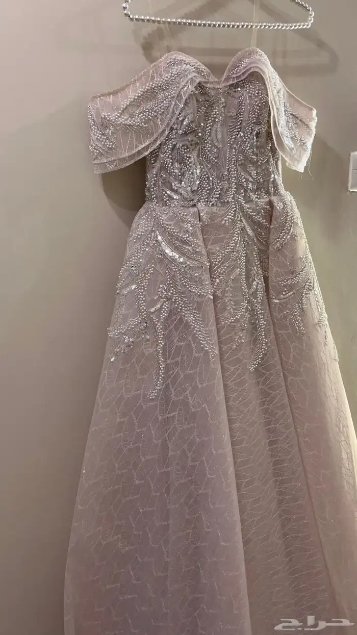 فستان يلبس مقاس s   xs 0