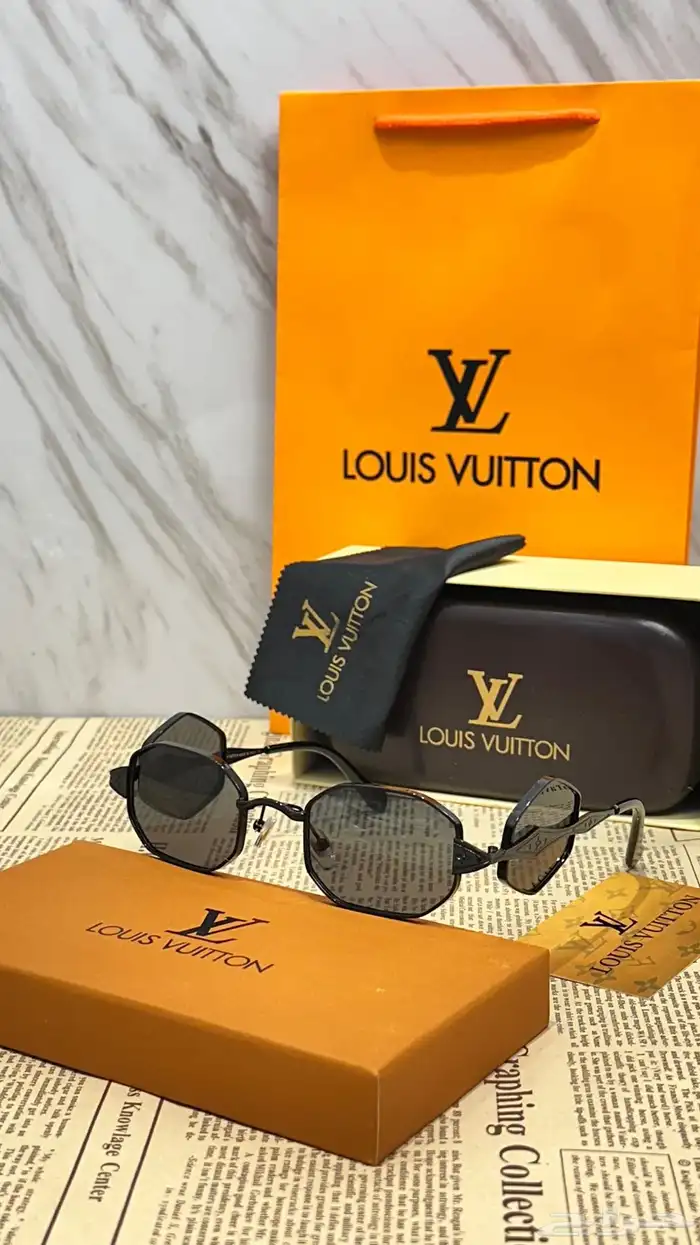 نظارات شمسية نسائية و رجالية ماركة 43