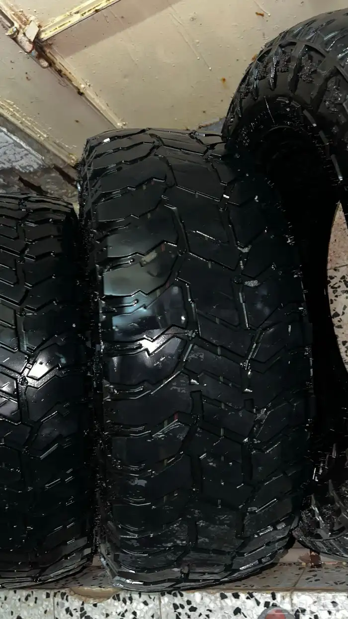 كفرات حجرية مقاس 18 4