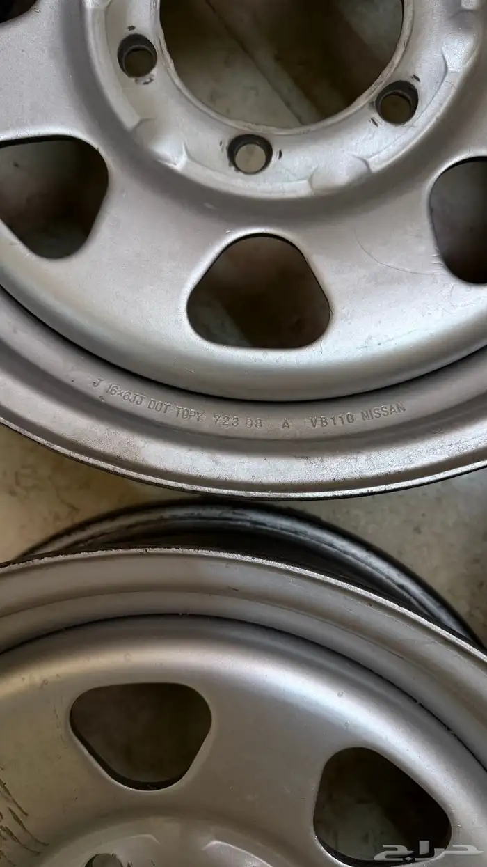 للبيع 5 جنوط باترول سلق اصليات 5