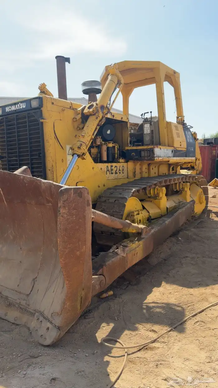 للبيع بلدوزر 155 خط ازرق 6