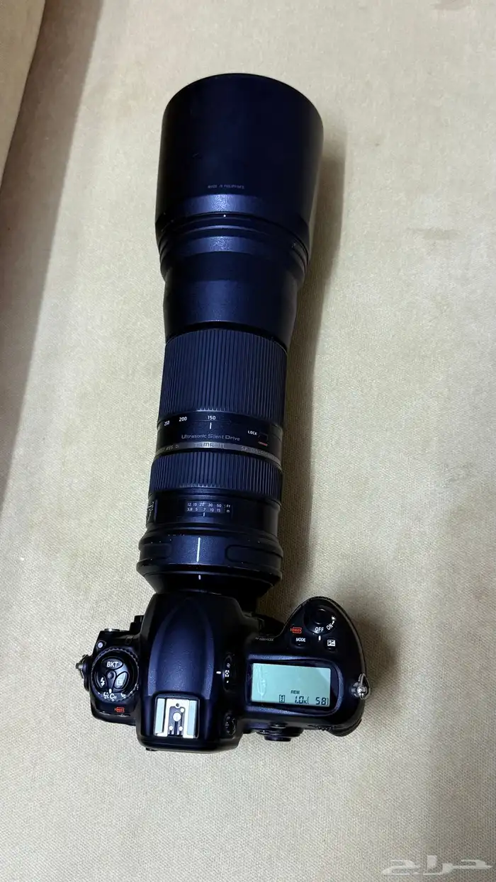 كاميرا نايكون D3s مع عدسة زوم 150-600.مع ملاحقاتها في الصور 5