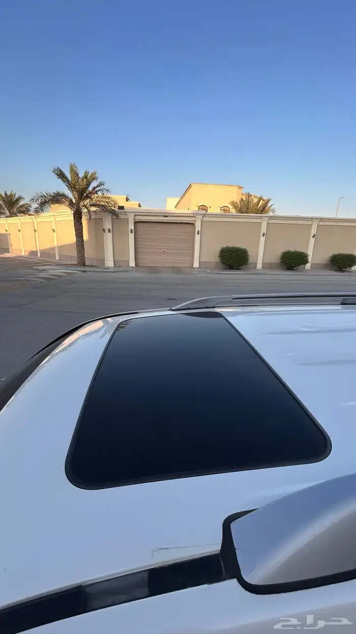 لاندكروزر GX.R 3 موديل 2018 شرط 39