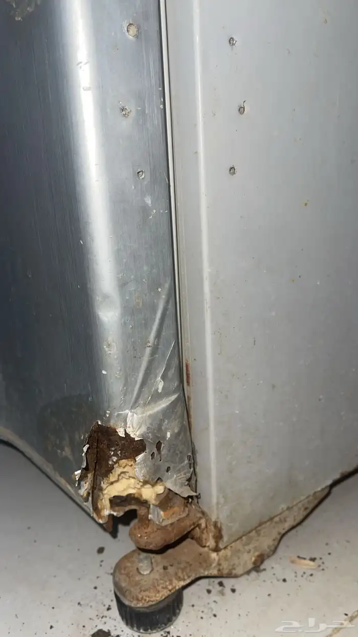 ثلاجة توشيبا مشروطة من ناحية البرودة المشكلة فقط اسفل الباب 2