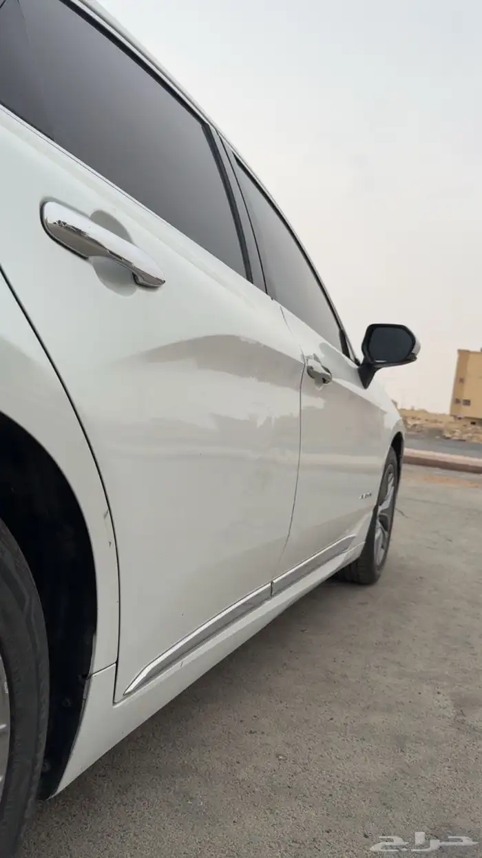 للبيع افالون ممشى قليل2020 مالك اول من الوكالة بدي وكالة 9