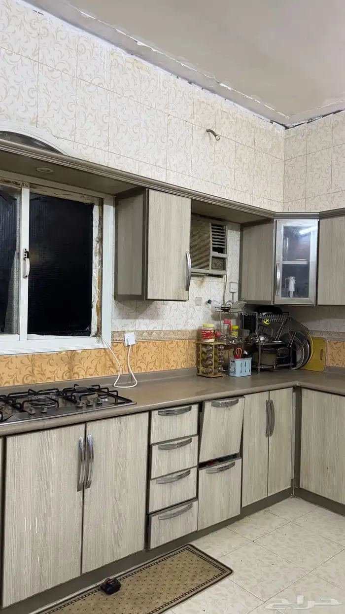 دولاب للبيع 3