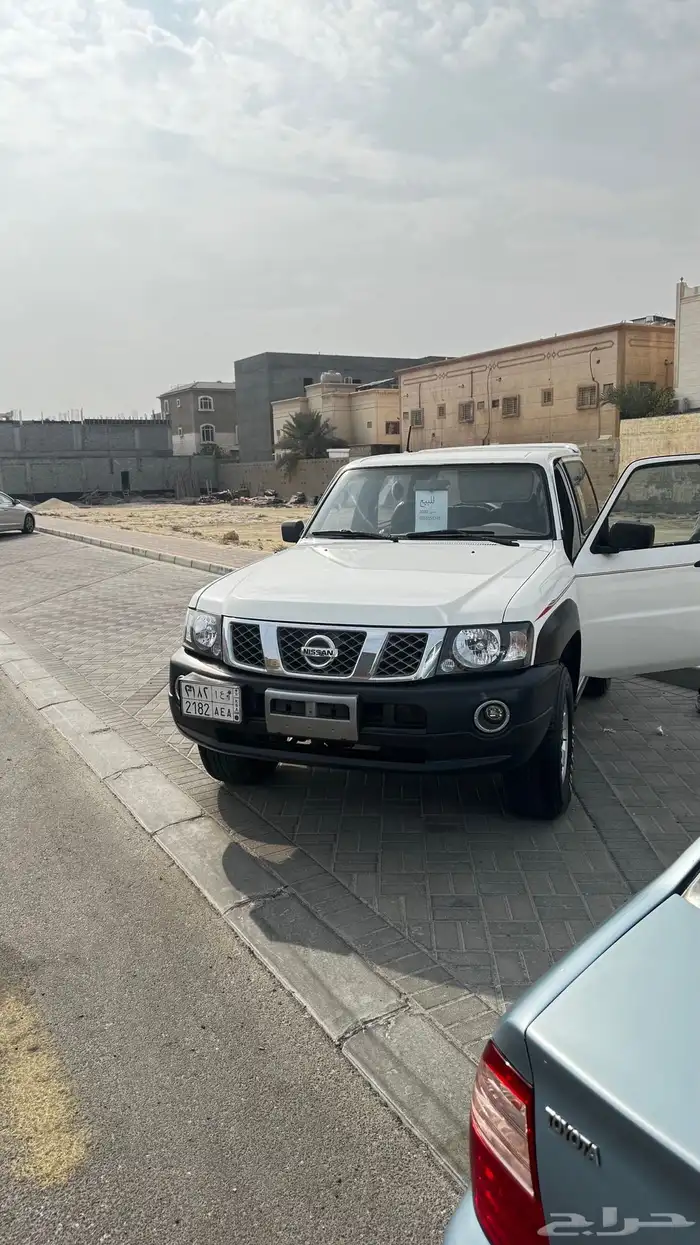 للبيع باترول مديل 2000 2