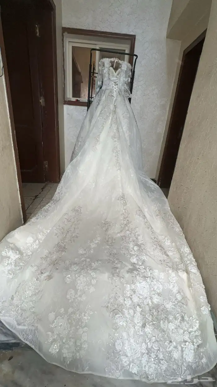 فستان زواج قابل للتفاوض 4