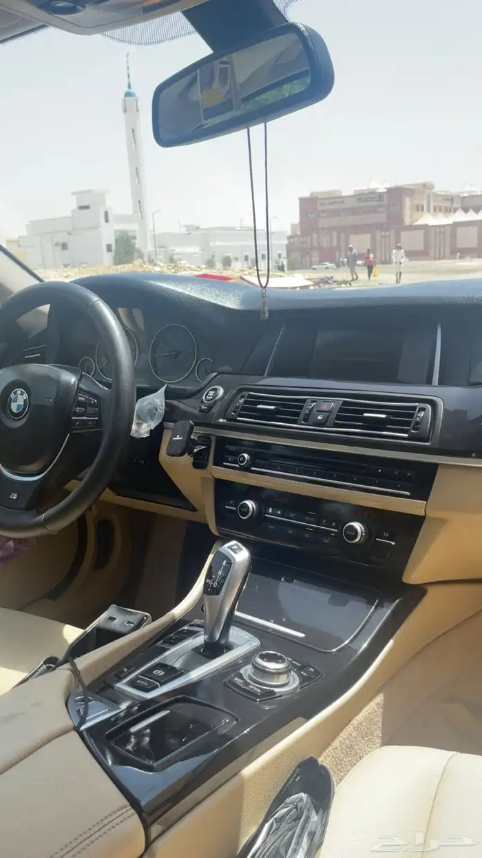 بي ام دبليو الفئه الخامسه 2015 2