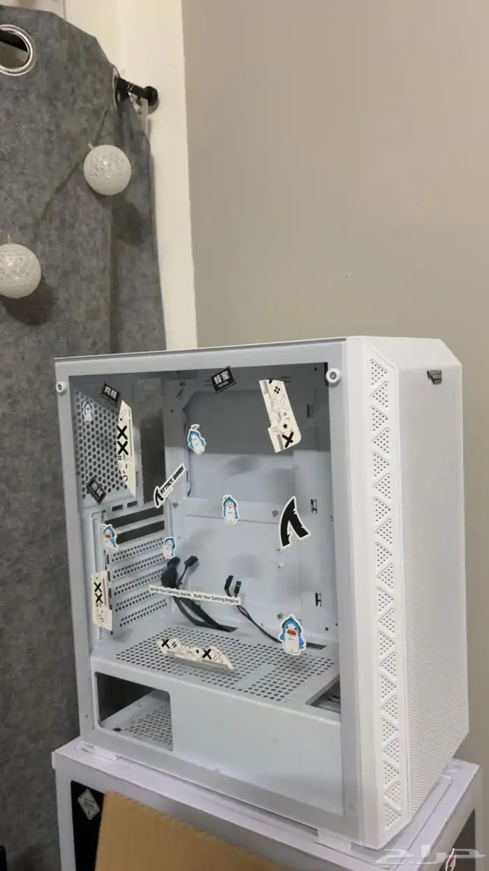 كيس بي سي نظيف جداا استعمال اقل من 5 شهور مع ثلاث مرواح 0