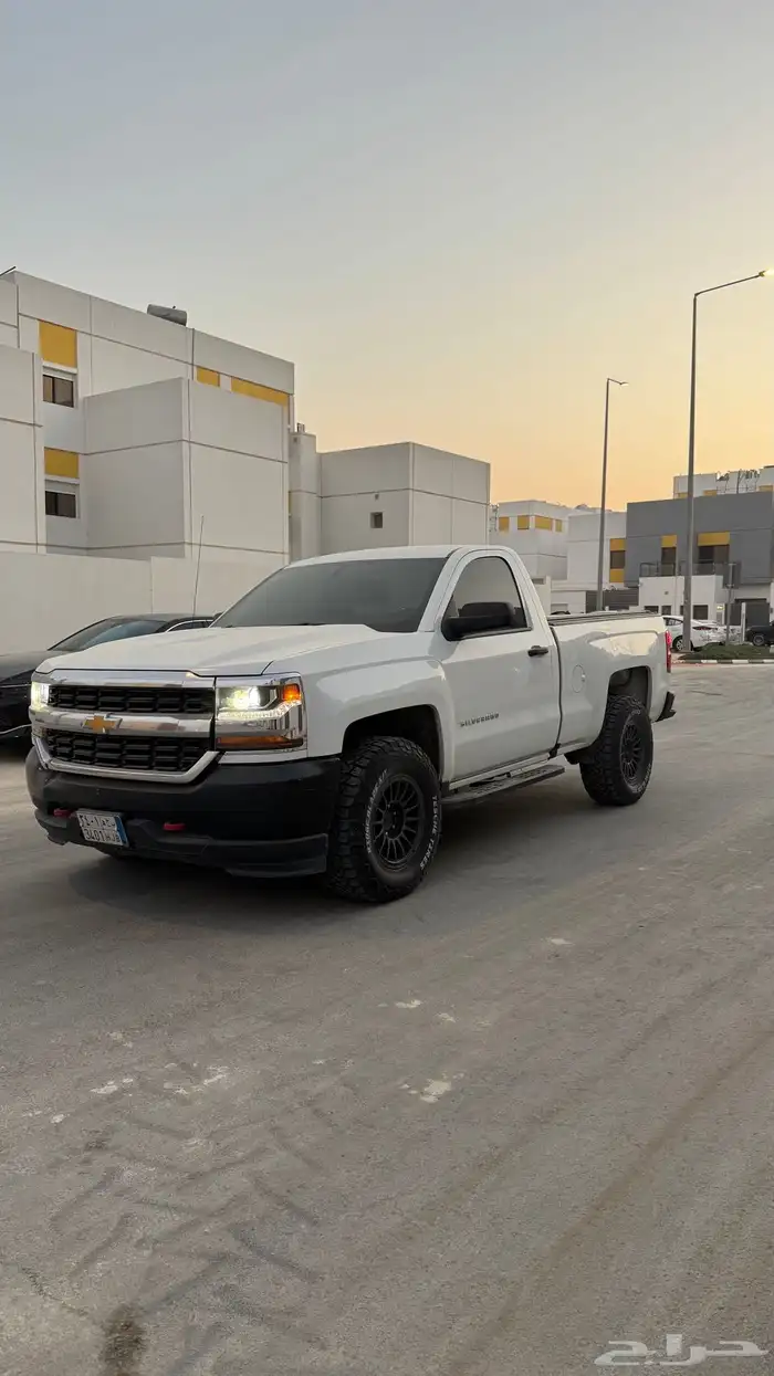 سلفرادو ممشى قليل بحالة الوكالة 0