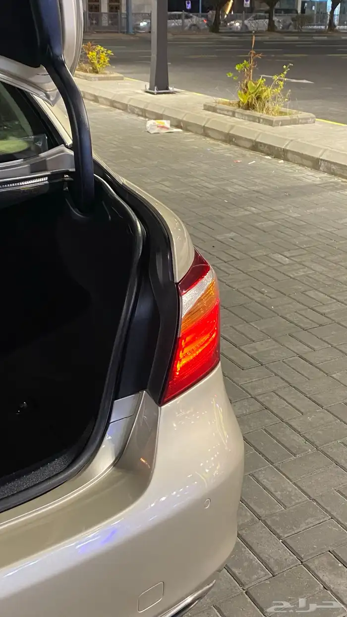 لكزس LS460 2010 شورت 25