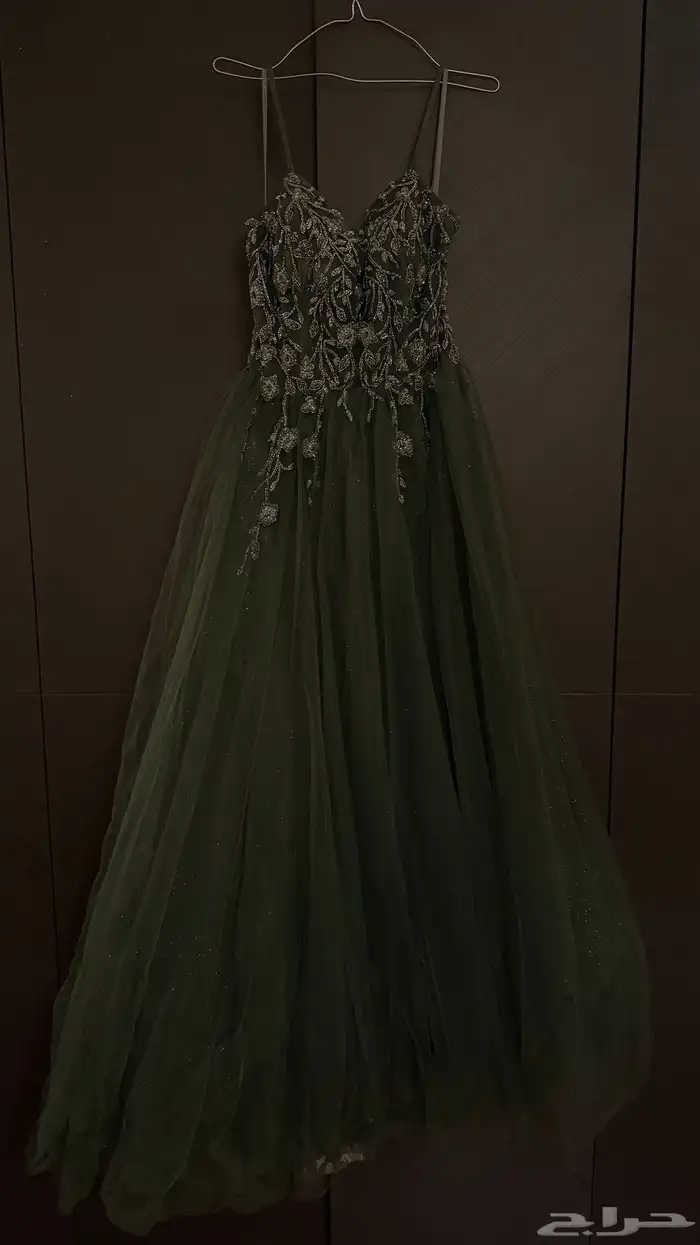 مجموعة فستانين فخمه للبيع بتبوك 1