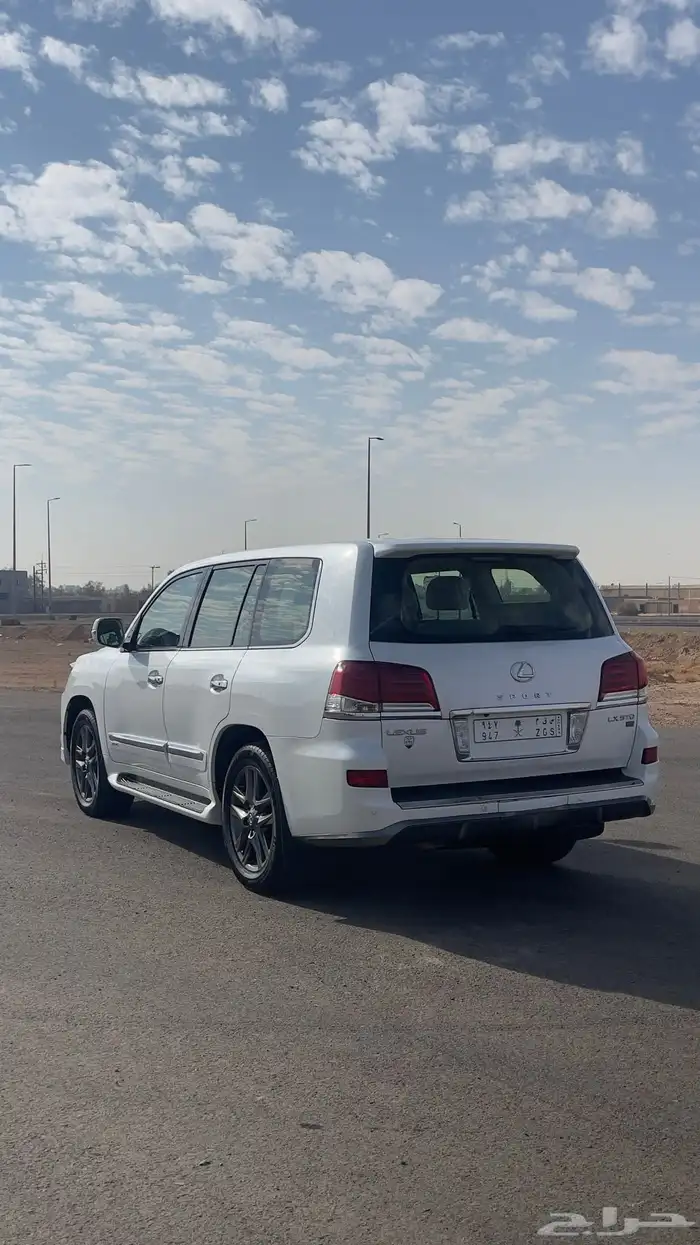 جيب لكزس 2013 5