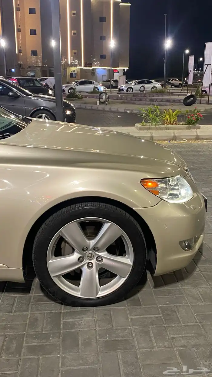 لكزس LS460 2010 شورت 33