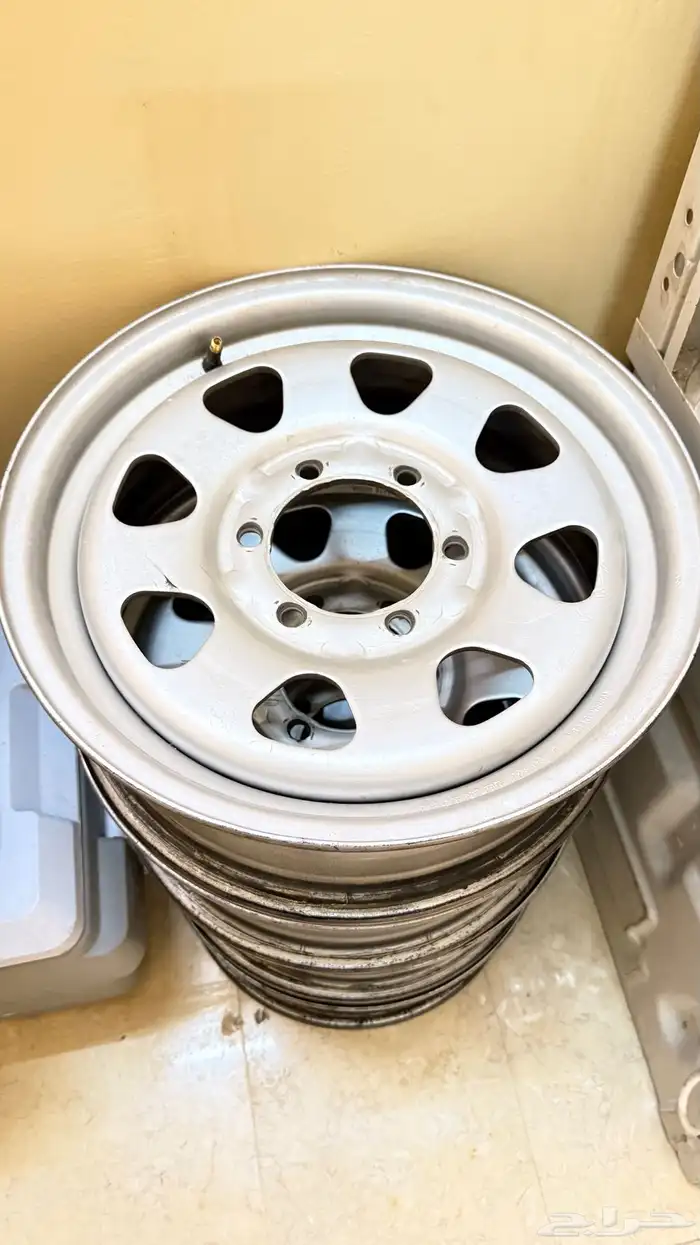 للبيع 5 جنوط باترول سلق اصليات 0