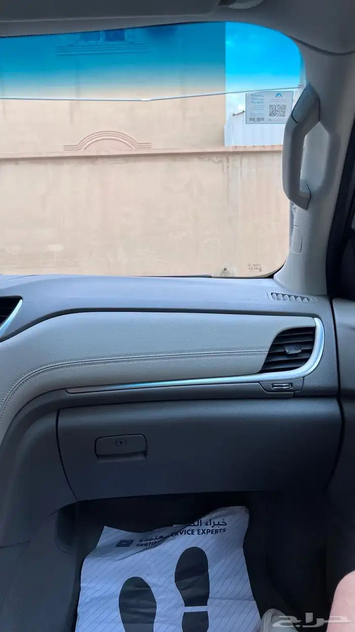 شفرولية ترافيس 2017V6 عداد قليل سعودي صيانات منتظمه بالوكال 52