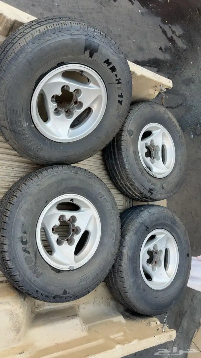 كفرات بترول مقاس 15 مع الجنوط 1