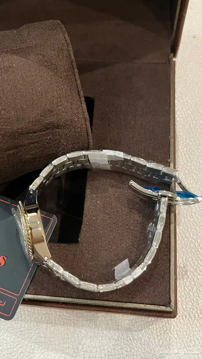 ساعة اصلية ماركة ديموس كينوس من الركن السويسري 3