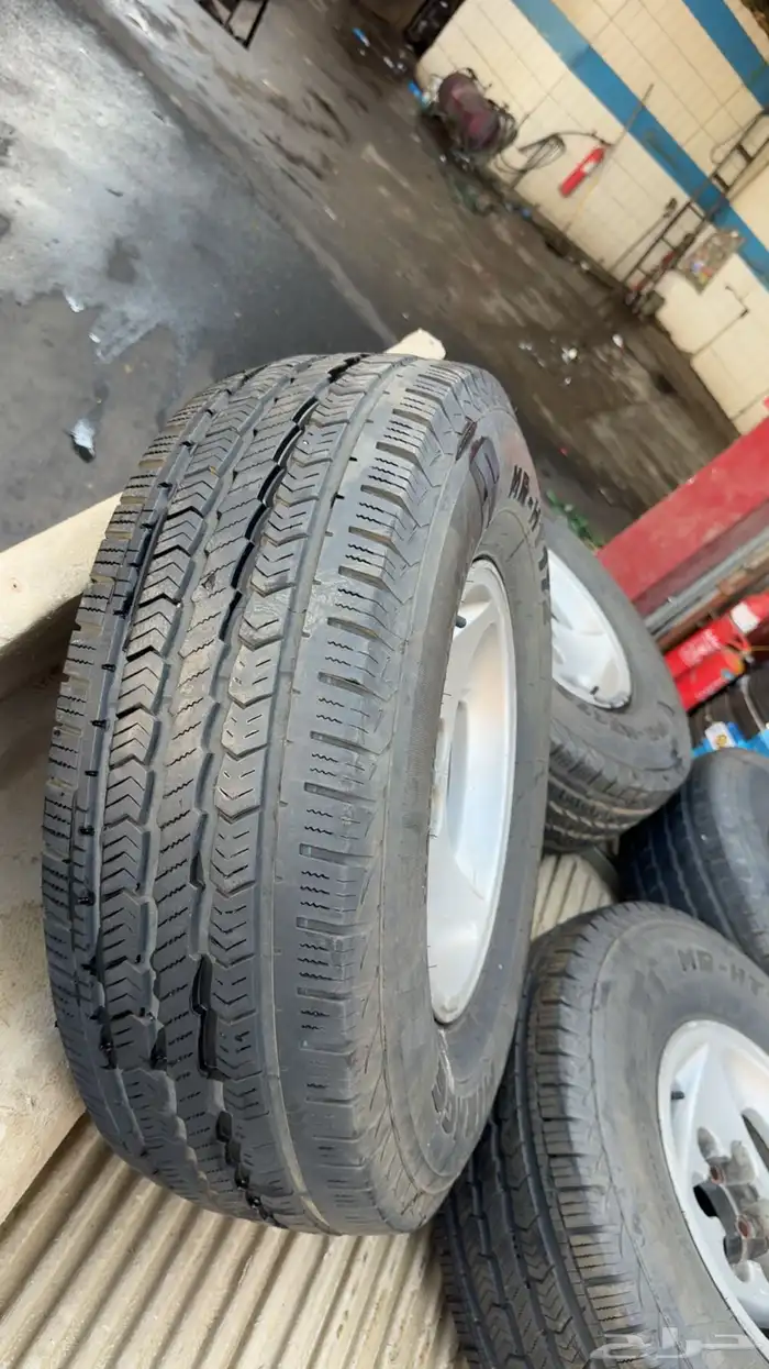 كفرات بترول مقاس 15 مع الجنوط 2