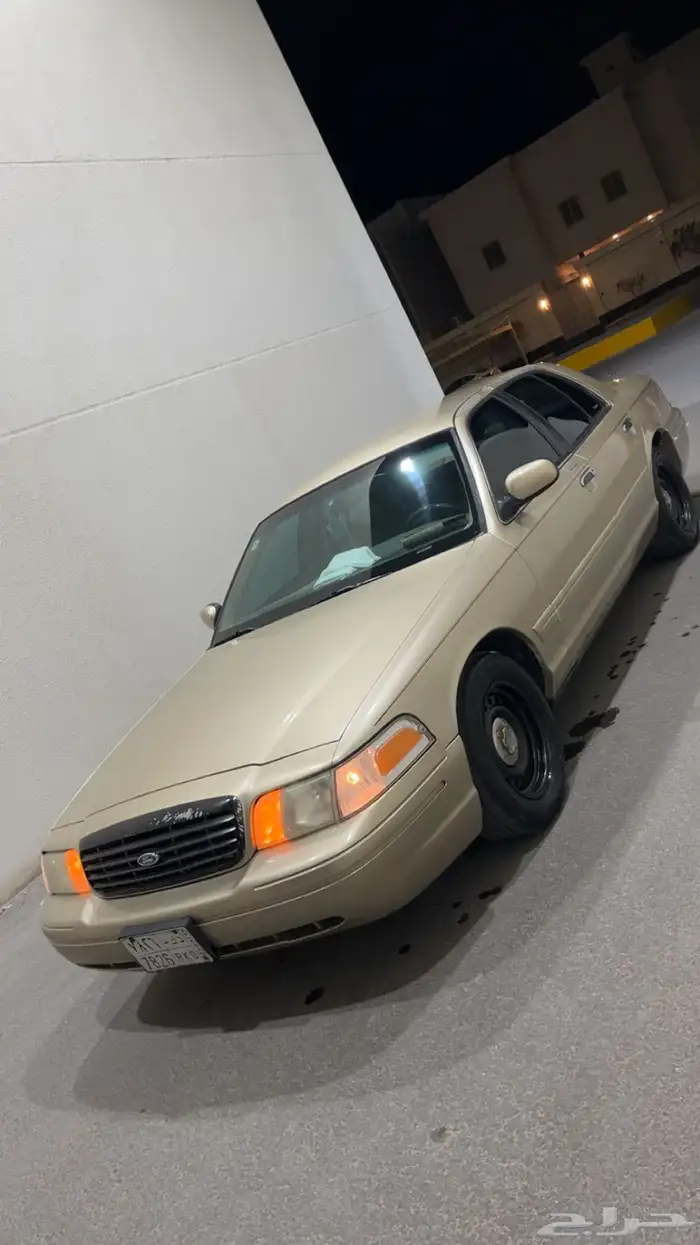 فورد فكتوريا 1999 4