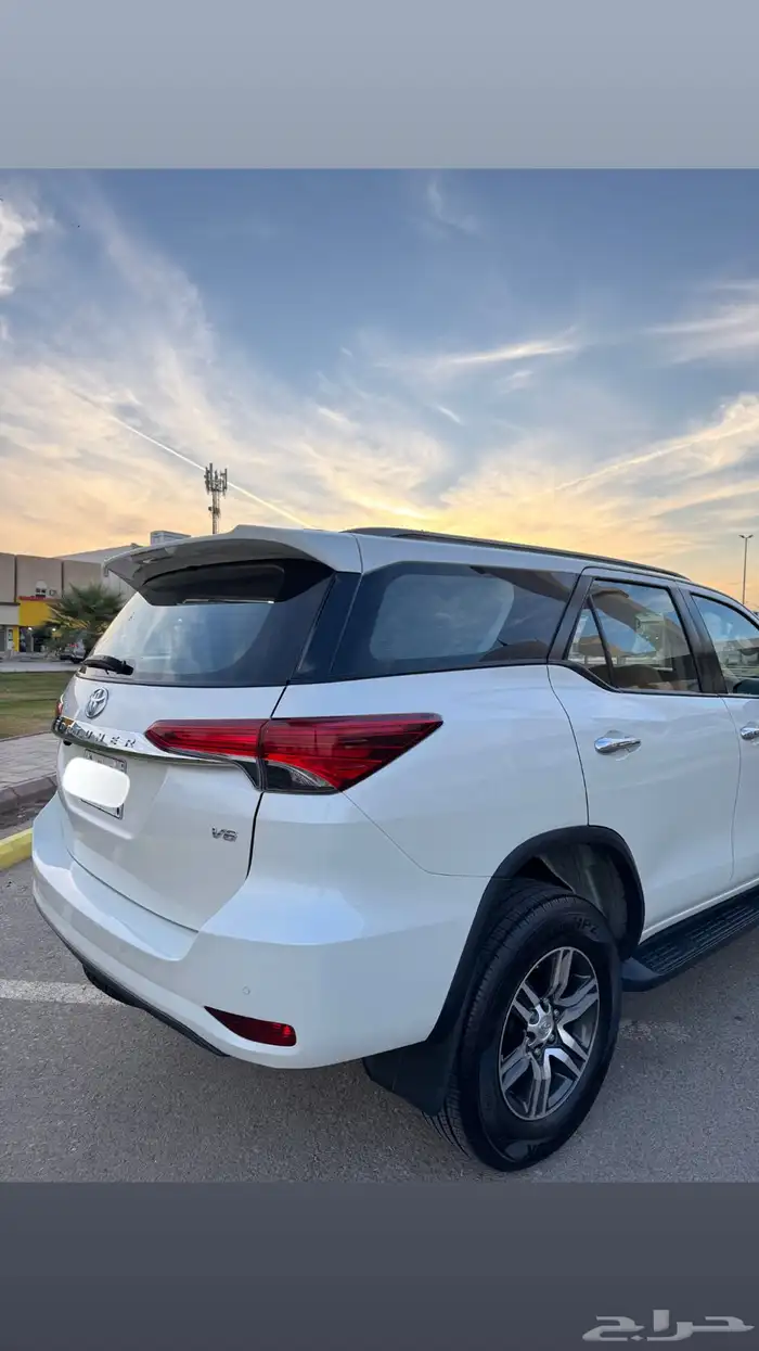 فورشنر 2022 6 سلندر VX 33