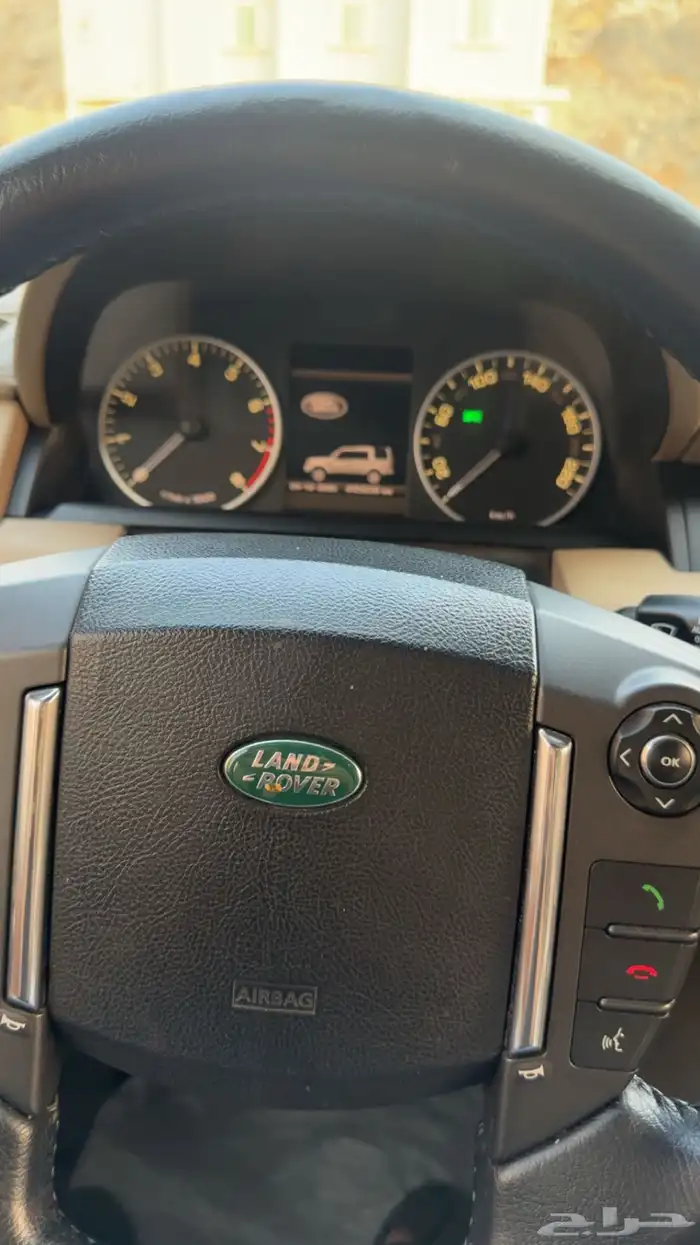 لاند روفر 11