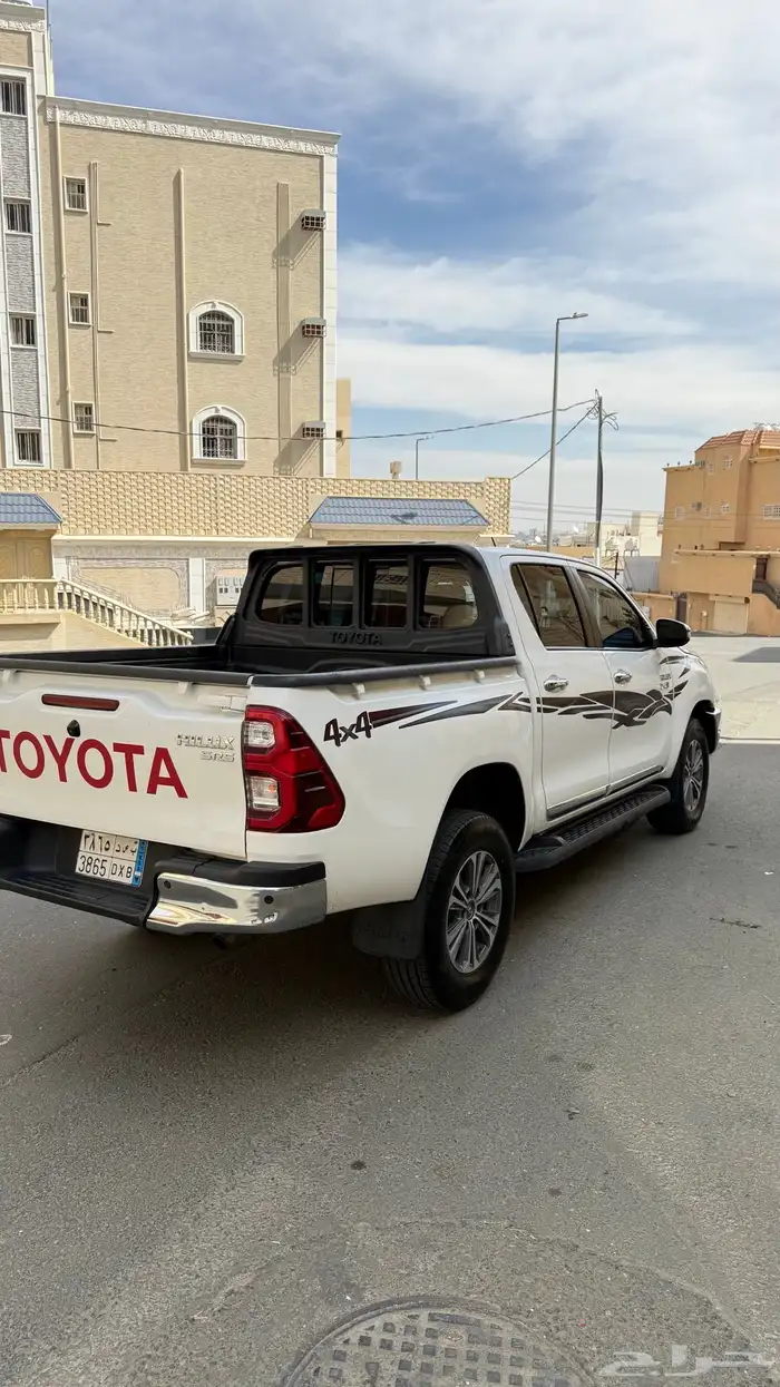 هايلكس 2022 دبل ديزل سعودي 10