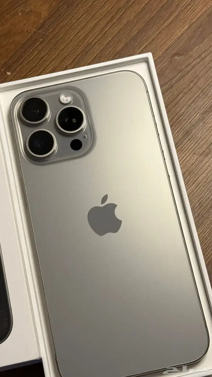 ايفون 15 برو ماكس 0
