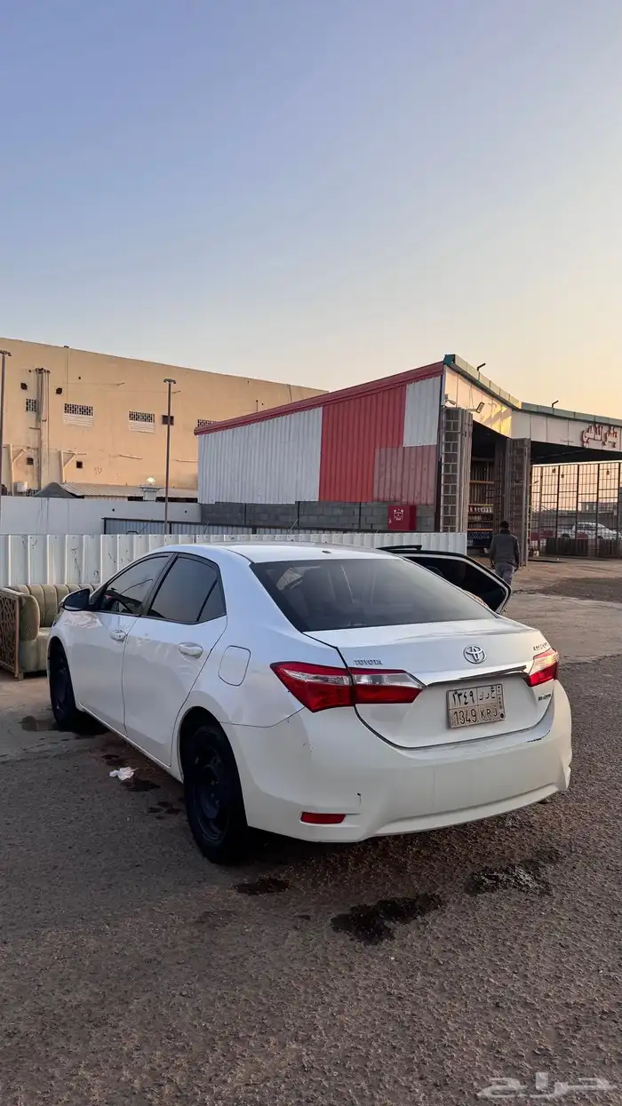 للبيع كورلا 2014 1