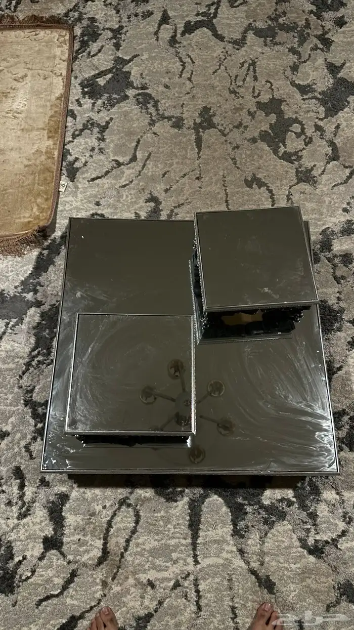 كنب ارضي مع ستاره وطاولات 0