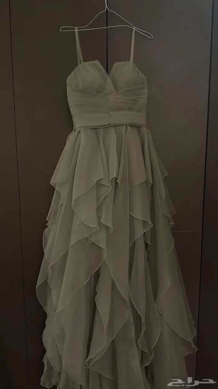 مجموعة فستانين فخمه للبيع بتبوك 4