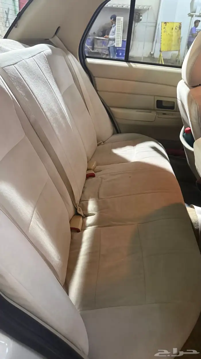 فورد كراون فكتوريا مدني 2012 10