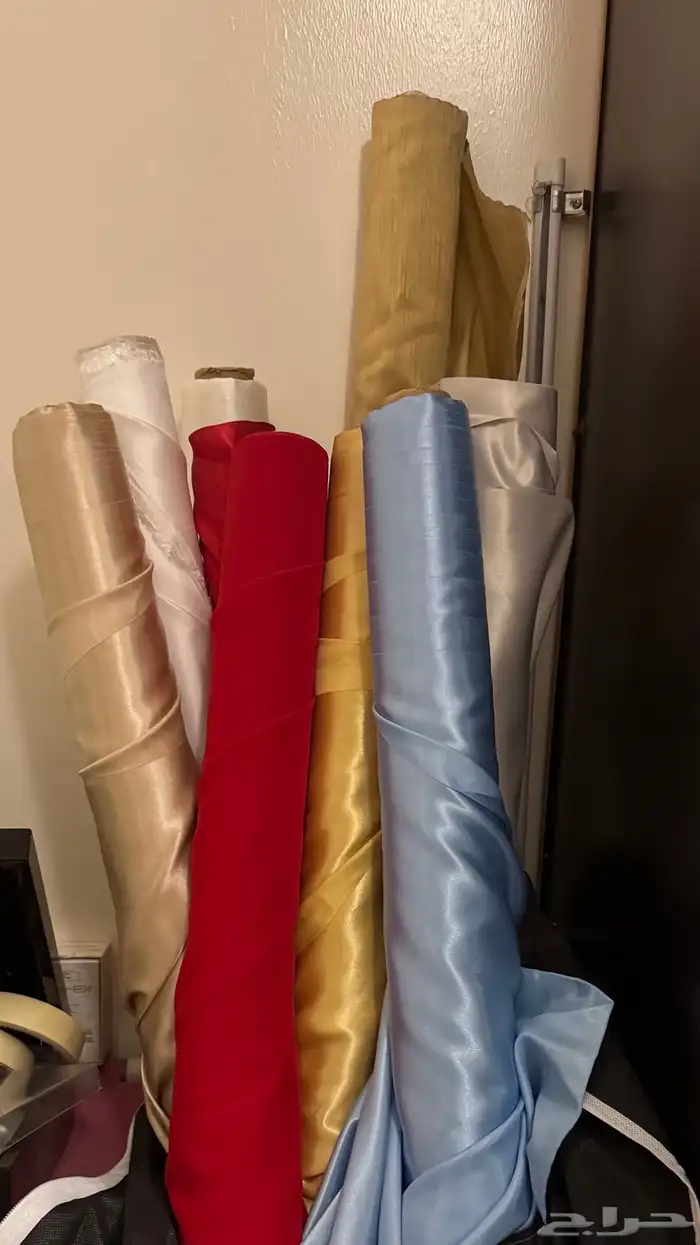 أقمشة نسائية للبيع (طاقات) 0