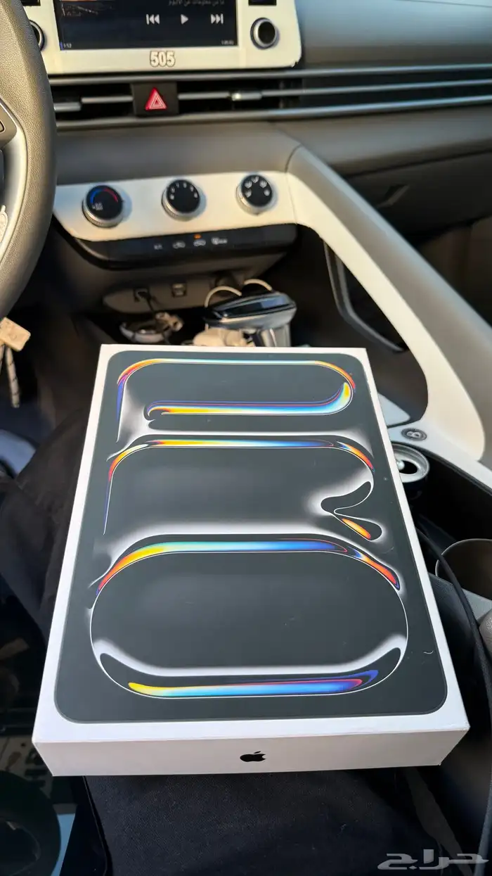 ايباد برو M4 2