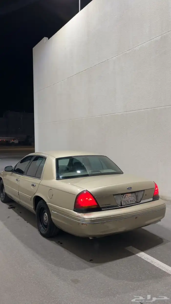 فورد فكتوريا 1999 6