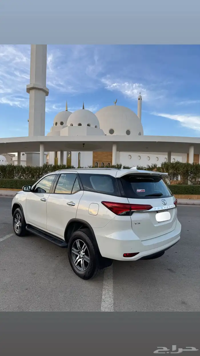 فورشنر 2022 6 سلندر VX 17