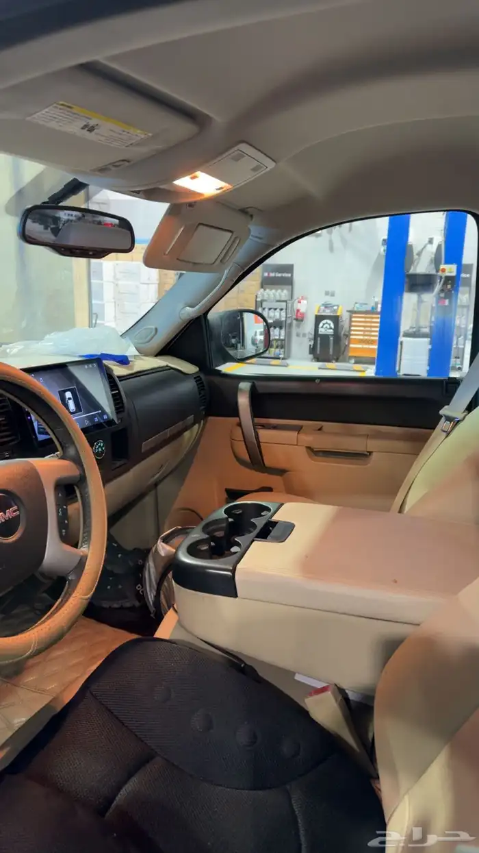 سييرا 2010 فل كامل وارد الجميح بدي شرط محركات قير مكينه شرط 10