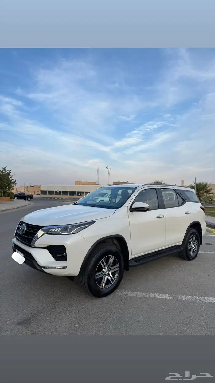 فورشنر 2022 6 سلندر VX 1