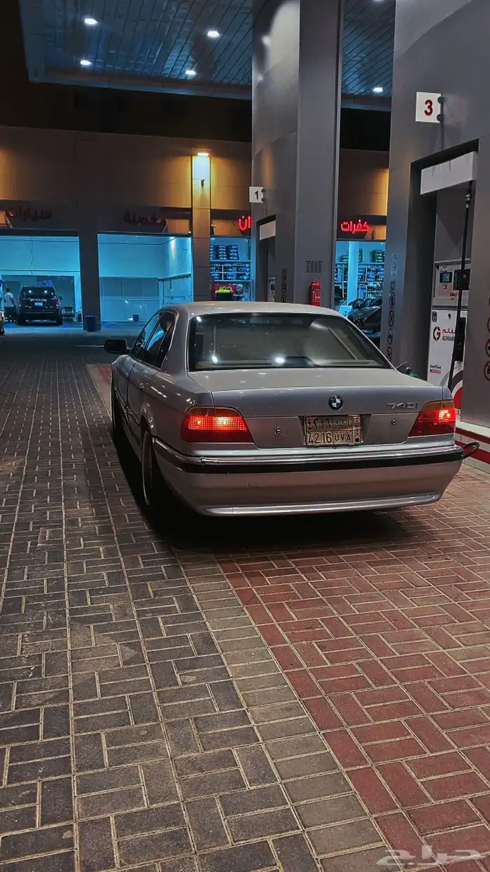 للبيع بي ام 12