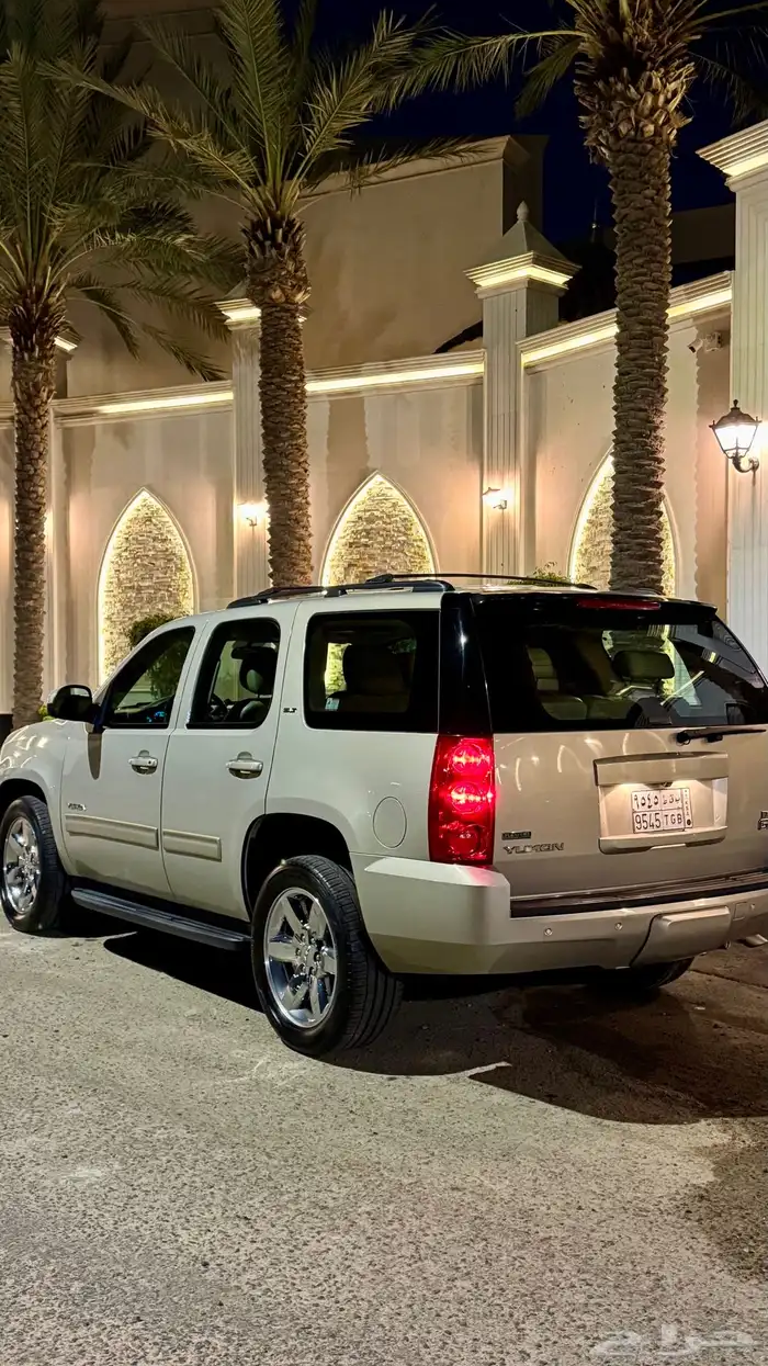 جمس يوكن SLT 2011 بحالة الوكالة 5