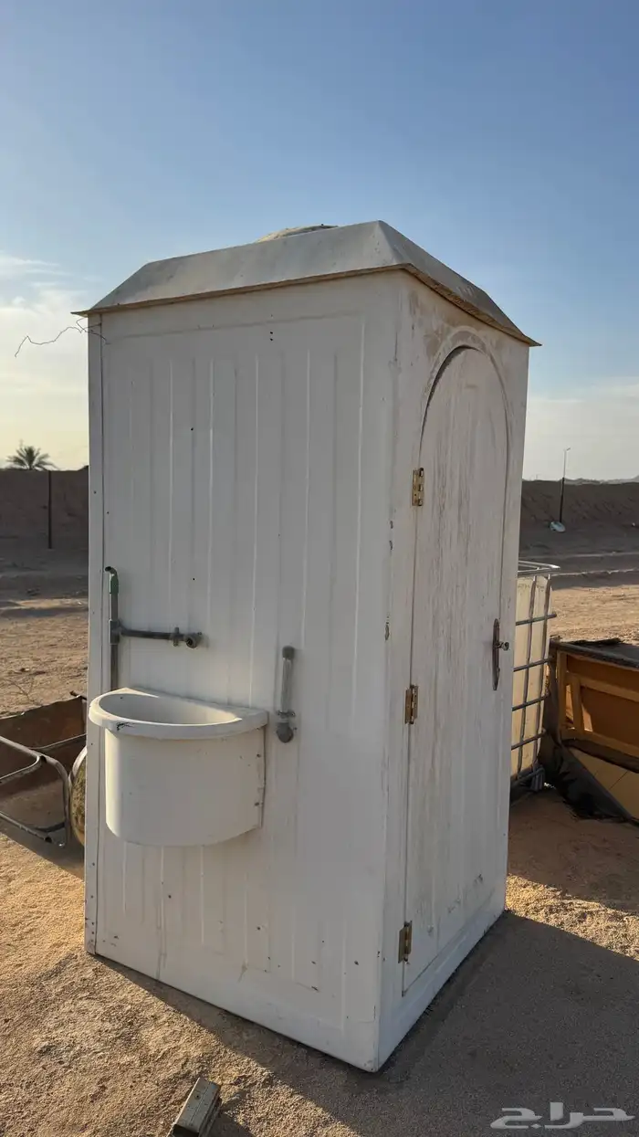 دورة مياه مخيم وخزاننين ماء 1000L ومندي 0